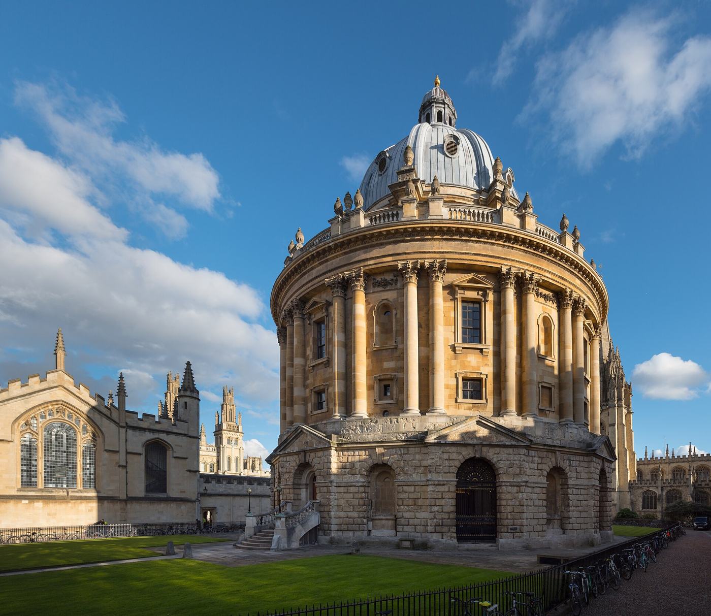 The domed Radcliffe Camera in Radcliffe Square, Oxford